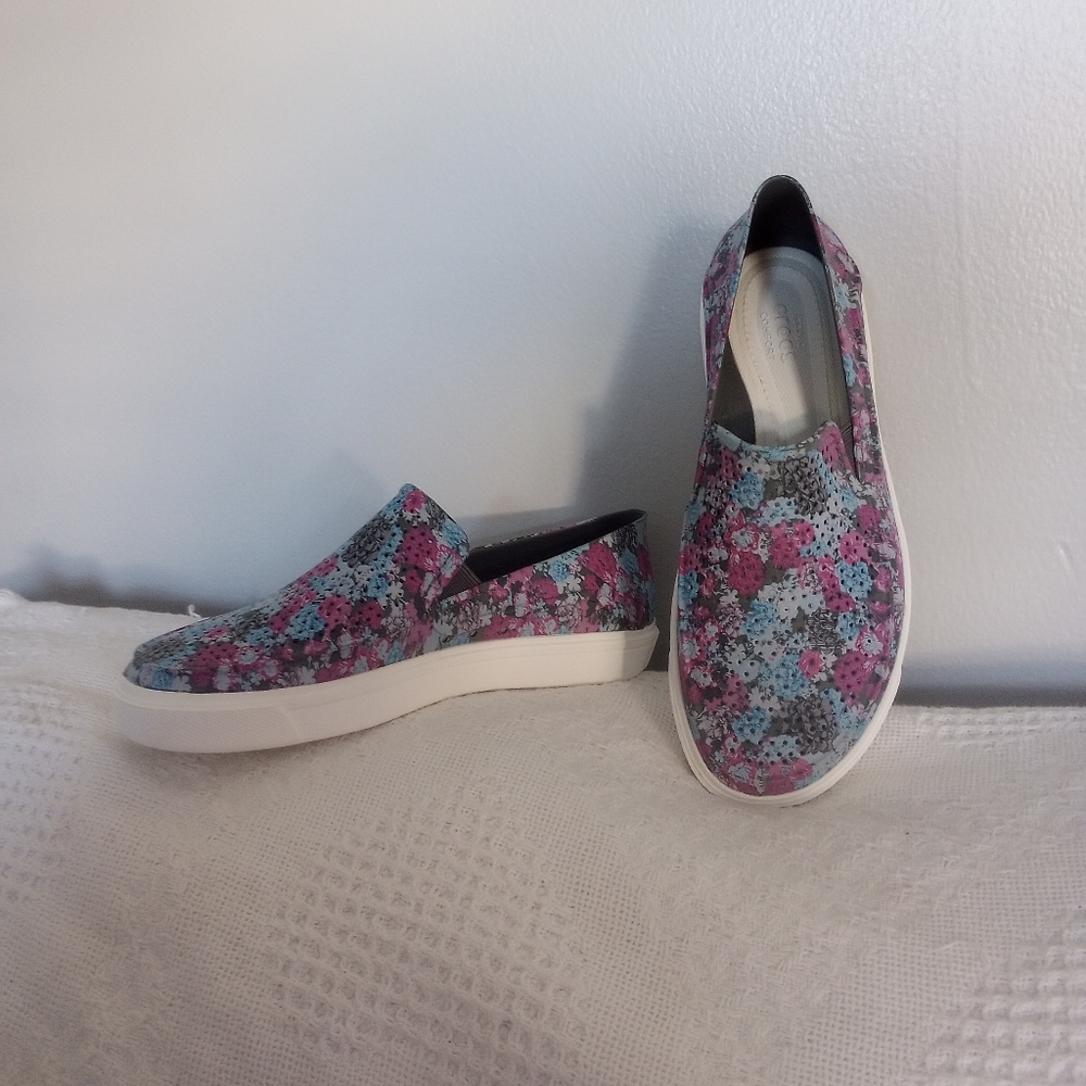 Crocs Iconic Comfort Shoes